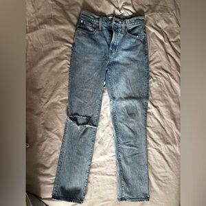 Madewell Vintage Crop Distressed Blue Jeans